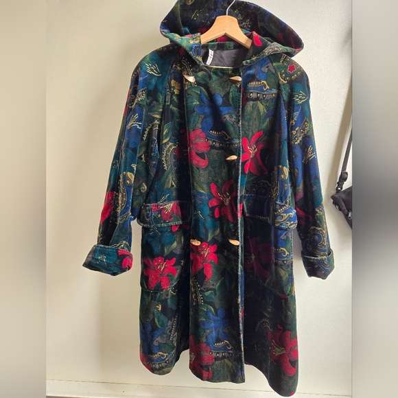 Bernardo Jackets & Blazers - Floral Hooded Women's Coat